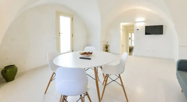 Comfort Suite with balcony and with city view Casa Magadè B&B