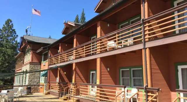 Люкс The Pines Resort & Conference Center