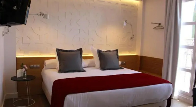 Номер Standard с балконом Hotel Boutique Caireles