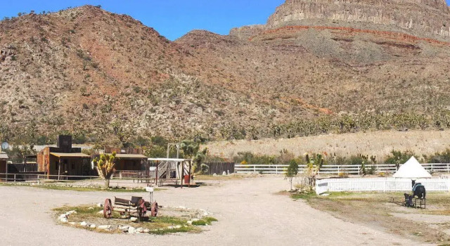 Grand Canyon Western Ranch, Забронировать Отель Мидвью Гранд-Каньон