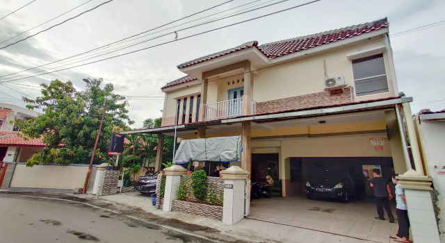Ayuning Guesthouse, Varaa Hotelli Semarang Central Java, lähellä Entertainment Plaza