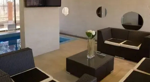Ski-Let Hotel