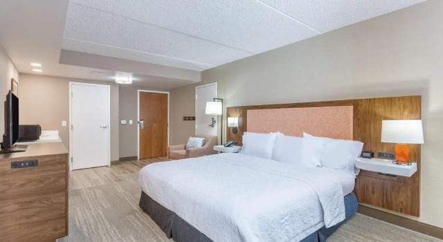 Двухместный люкс Hampton Inn Harrisburg-East/Hershey