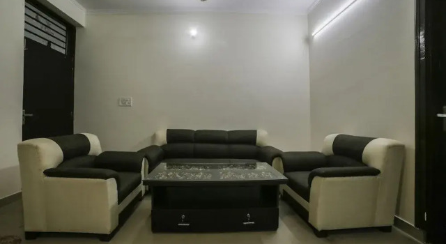 OYO Home 17383 Elegant 3BHK, Rezervovat Hotel Džajpur 