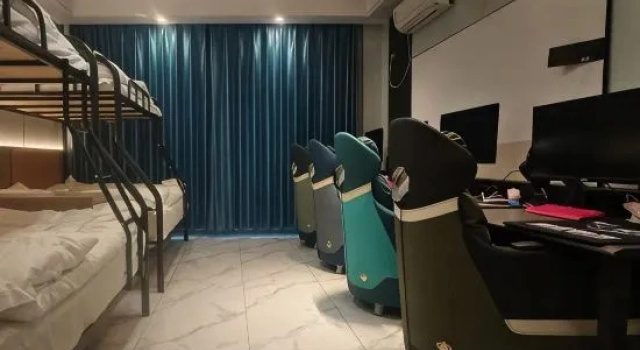 Кровать в общем номере Jingwei E-sports Homestay