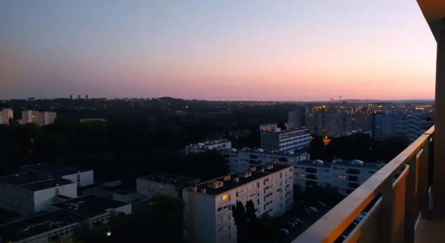 Appartement avec belle vue dégagée du 11e étage