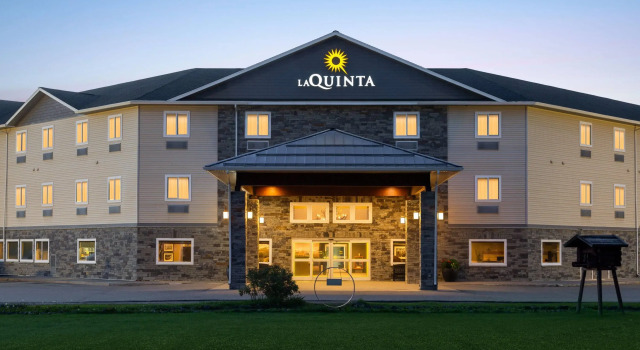 La Quinta Inn & Suites by Wyndham Fairbanks Airport, Book Hotel 3-stjernede hoteller i Alaska, 3*