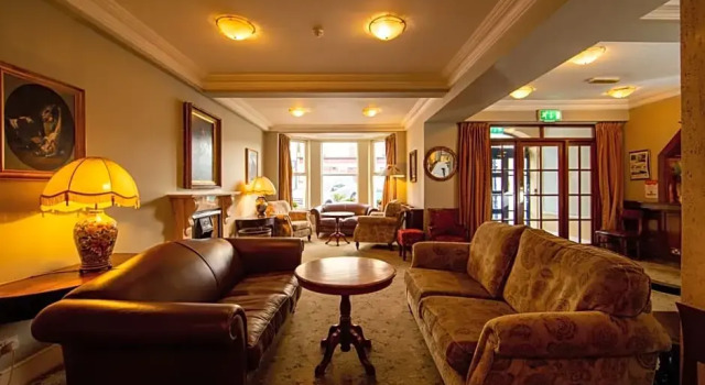 Foyles Hotel, Reserva ahora Albergue Hostales en Connacht, Albergue