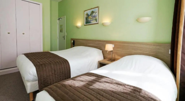 Двухместный номер Standard CitHotel Hôtel Beauséjour