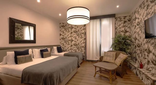 Трёхместный номер Comfort Boutique Hotel Hugo