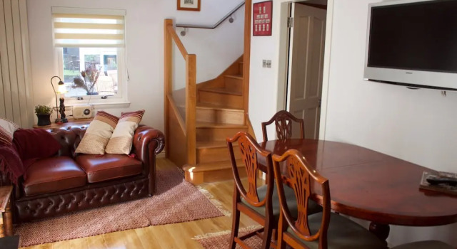 2 Bedroom House With Free Parking, Prenota Hotel Murrayfield 