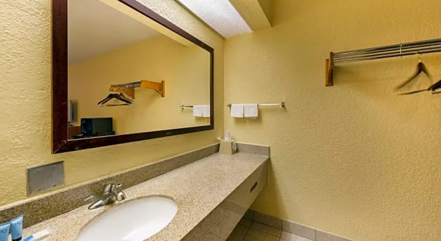 Номер Standard Econo Lodge