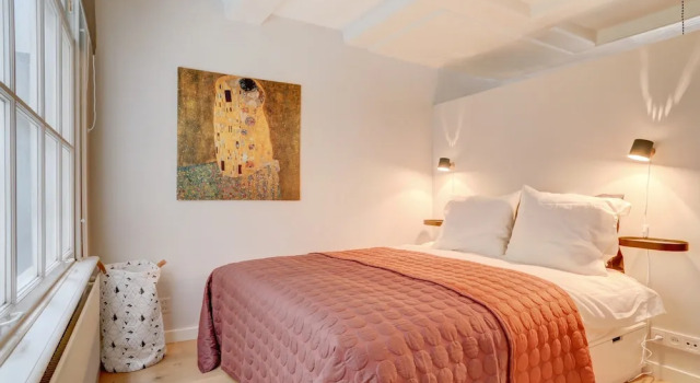 Beautiful Jordaan Studio, Забронировать Отель Отели Норда 3 звезды, 3*