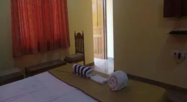 Room Maangta 401 @ Dabolim, Book Hotel Hotels in Goa with a Pool, Swimming Pool