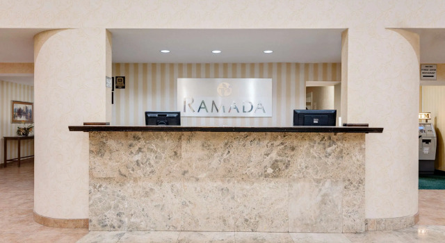 Ramada by Wyndham Cleveland Airport West, Buchen Sie Hotel SPA-Hotels in Fairview Park, SPA