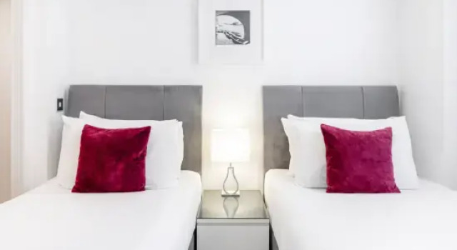 Апартаменты Roomspace Serviced Apartments - Abbots Yard