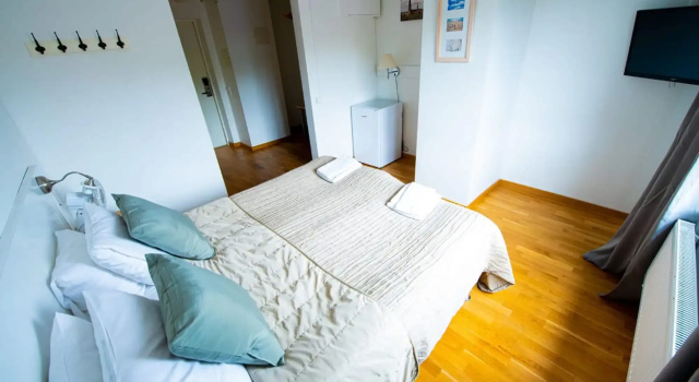 Hotell Kvarntorget, Забронировать Отель Отели и гостиницы Упсала, рядом с City park, Отель