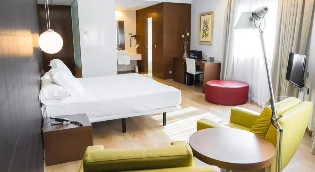 Hotel Veracruz Plaza & Spa, Забронировать Курортный отель Вальдепеньяс Ciudad Real Province
