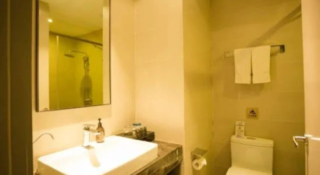 Двухместный люкс Homeinn Selected Hotel (Tianjin Hedong Wanda Plaza)