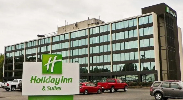 Люкс с 2 комнатами Holiday Inn and Suites Charleston West by IHG