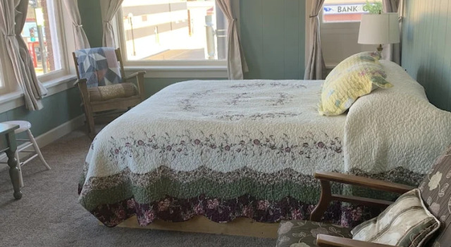 Семейный люкс с 2 комнатами Historic Hotel Greybull