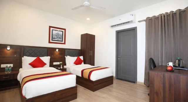 Номер Deluxe Click Hotel Transport Nagar