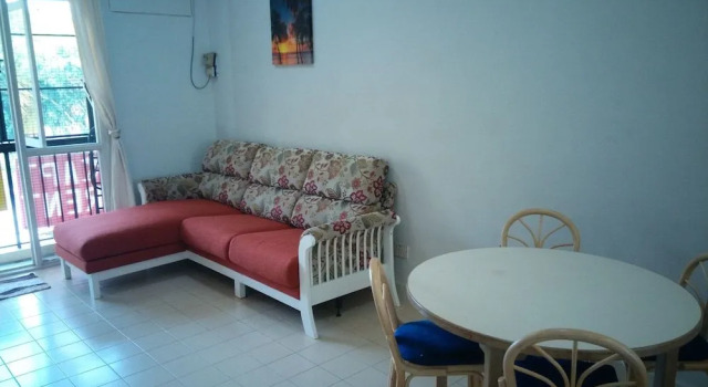 Pinang Beach Apartment at Bayu Emas, Rezervasyon Daire Batu Ferringhi Penang