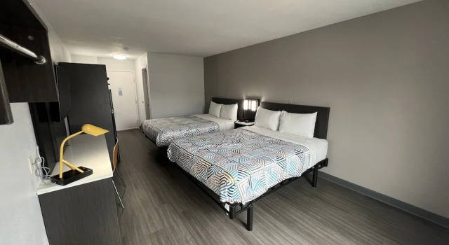 Четырёхместный номер Standard Motel 6-Altoona, IA - Des Moines East