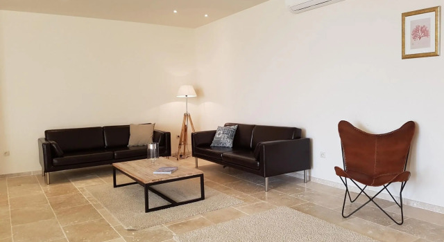 Lavish Apartment in Villesèque-des-Corbières with Terrace, Réserver Appartement Durban-Corbieres Corbières