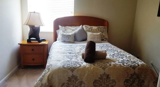 Spacious 6 Bedroom Villa, Book Villa Poinciana Florida
