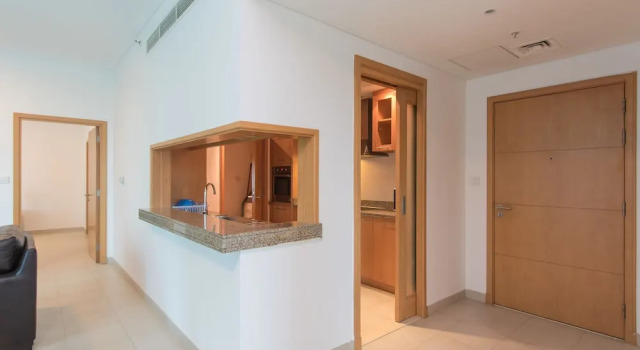 DHH - Aurora Tower, Забронировать Отель Аль-Суфух , рядом с Jumeirah Palm Tram Station