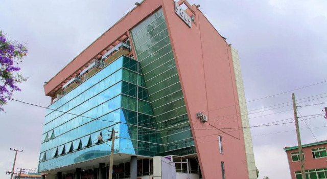 Yoly Addis Hotel