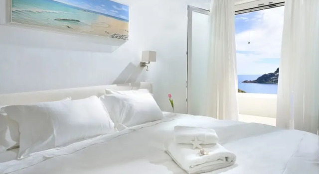 Вилла Luxury Luxurious 7 Bedroom Villa in Fokos Beach
