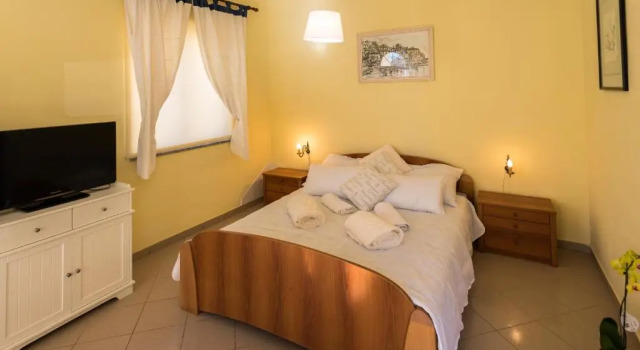 Apartments Dora, Забронировать Апартаменты/квартира Отели Медулин с завтраком, рядом с Песчаный пляж Биеца, Завтраки