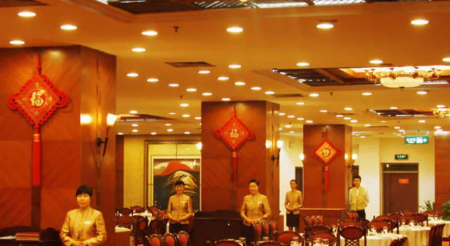 Xiongfei Holiday Hotel - Zigong, Rezervasyon Otel Zigong Sichuan