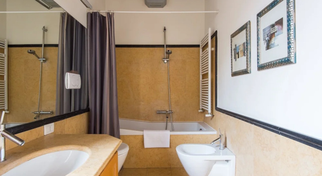 Pantheon Luxury Enchanting Apartment