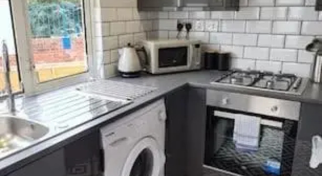 Morris Lodge, Southampton - 1 Bedroom, Free Wifi & Parking, Забронировать Отель Саутгемптон Хэмпшир, рядом с WestQuay