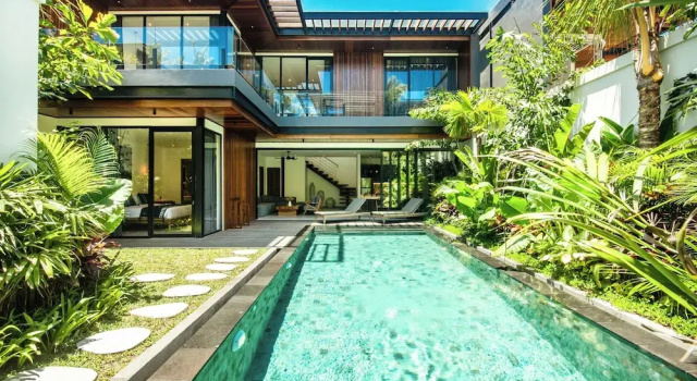 Coastal Haven: Fresh 4BR Villa 200m to Canggu, Rezervovat Vila Chaty v Bali, Chalupa