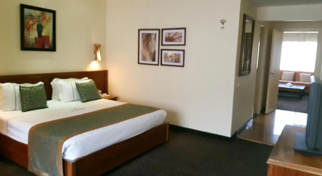 Suite Presidenziale Madisson Hotel