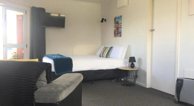 Апартаменты 554 Moana Court Motel