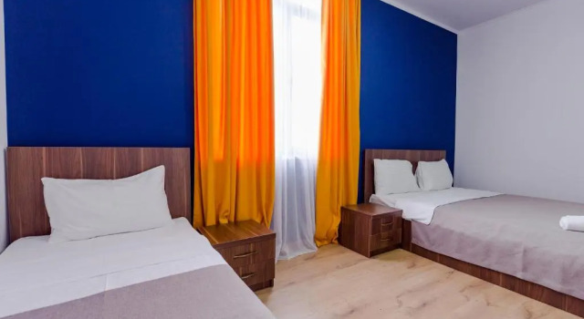 Komuna Hostel & Hotel, Book Hostel Batumi 