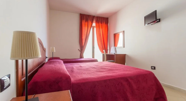 Camera tripla Standard con balcone Hotel Futuro