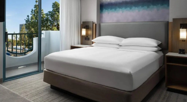Двухместный номер Standard Costa Mesa Marriott