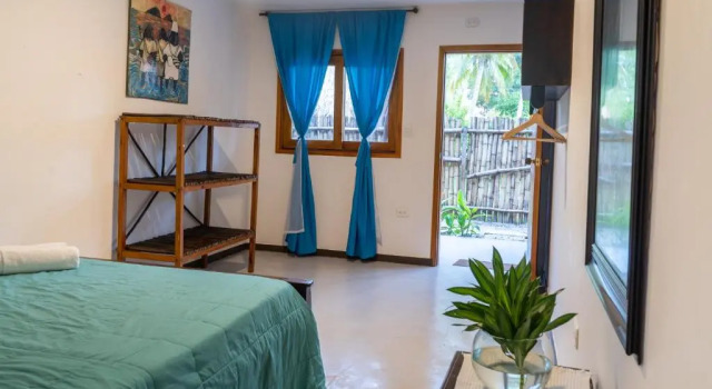 Finca Escondida, Book Hotel Palomino Guajira
