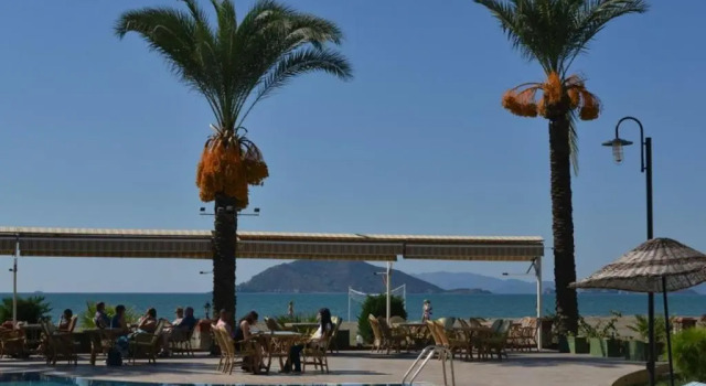 Апартаменты с видом на горы Sunset Beach Club Lebrentals