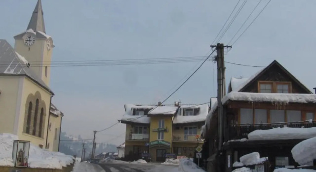 Drevenica u Holtana, Rezervovat Apartmán Hotely v Žilinský kraj s parkováním, Parkování