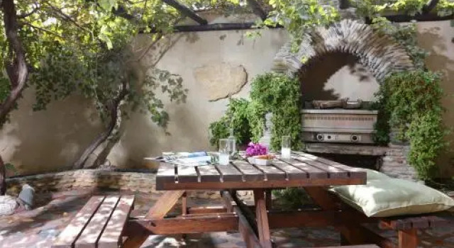Guest House 4 Stars Monemvasia, Prenota Affittacamere Malvasia 