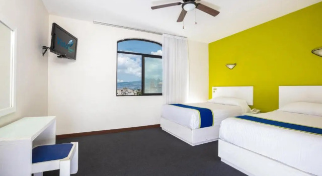 Четырёхместный номер Standard Vista Express Morelia by Arriva Hospitality Group