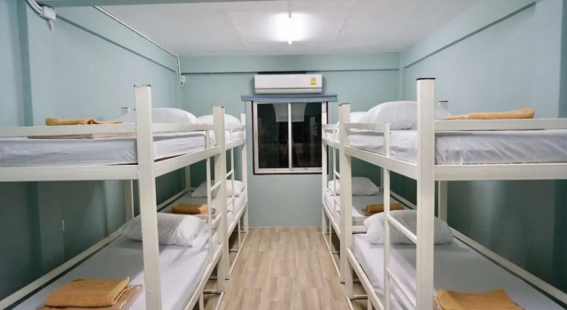 ROOM 218 - Dorm for rent - Adults Only, Забронировать Отель Бангкок провинция Бангкок, рядом с Мост Рамы VIII