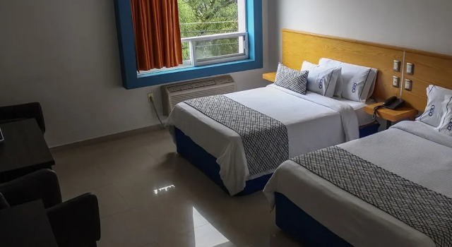 Camera Executive Hotel CEO